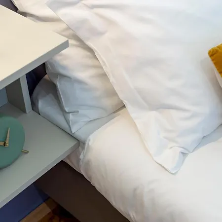 Nuovissimo Per 4 Ospiti + Wi-fi Apartment Trieste